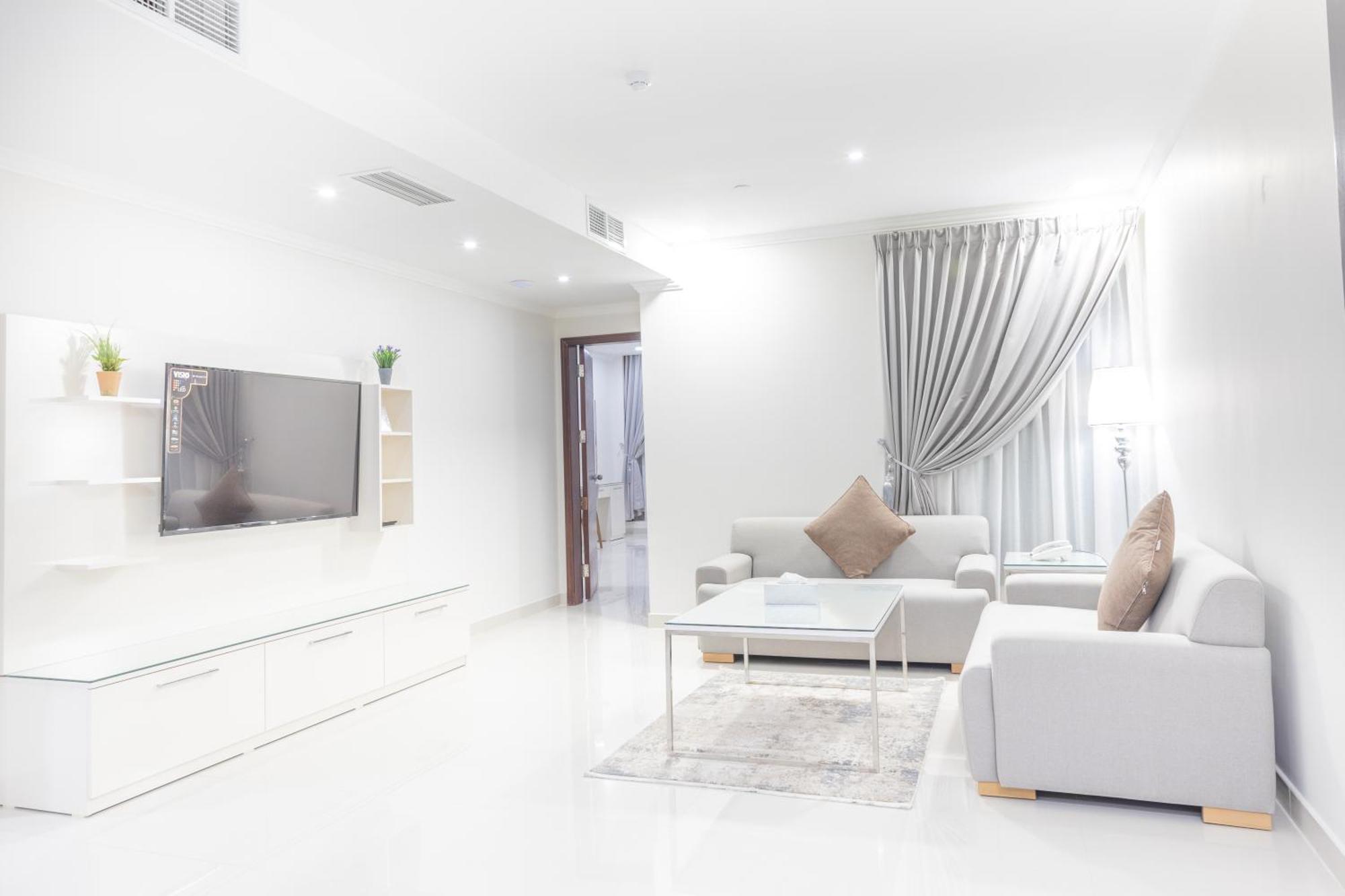 Mooj Apartments Hotel Dammam Exterior photo